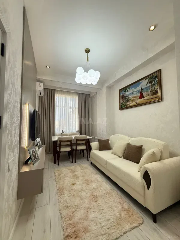 Satılır 2 otaqlı mənzil 42 m²