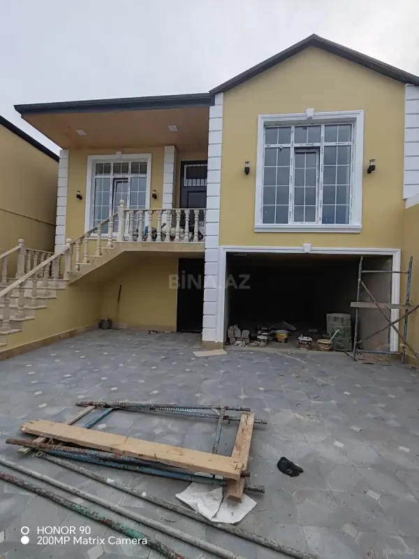 Satılır 4 otaqlı həyət evi 170 m²