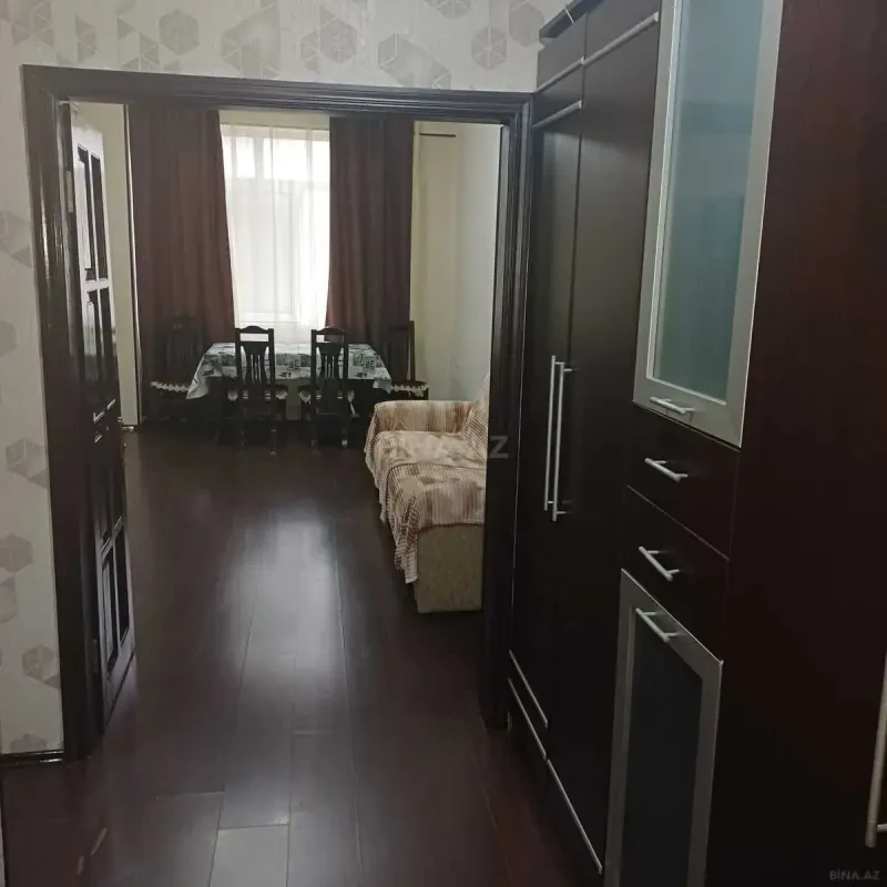 Kirayə verilir 2 otaqlı mənzil 55 m²