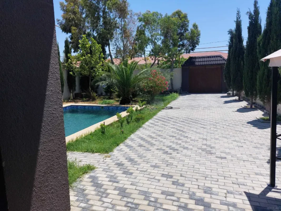 Kirayə verilir 5 otaqlı həyət evi 160 m²
