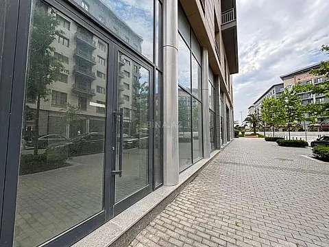 Kirayə verilir obyekt 90 m² — Bakı 90.00 m²