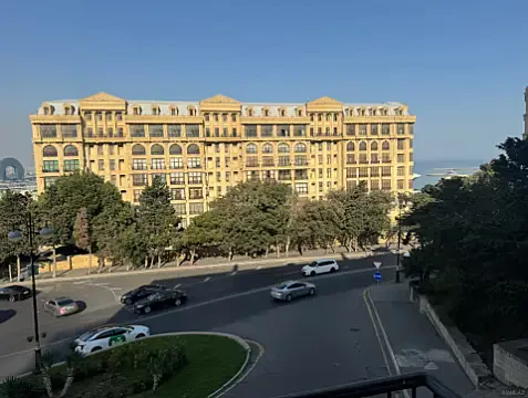 Kirayə verilir 2 otaqlı mənzil 65 m² — Bakı 2 otaq 65.00 m²
