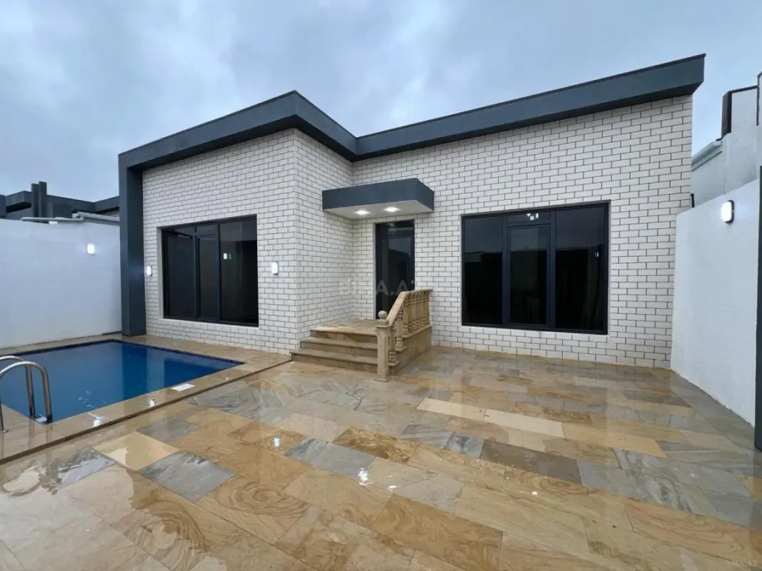 Satılır 4 otaqlı həyət evi 140 m²