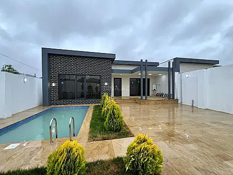 Satılır 4 otaqlı həyət evi 150 m² — Bakı, Mərdəkan 4 otaq 150.00 m²