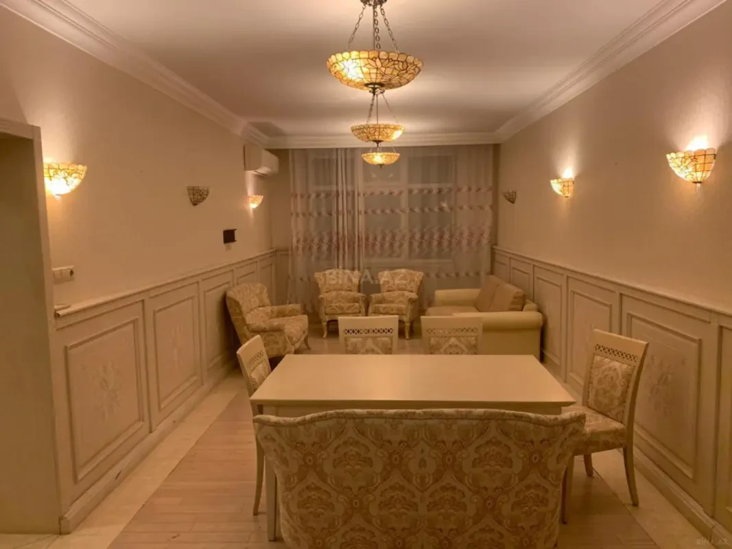 Kirayə verilir 3 otaqlı mənzil 110 m²