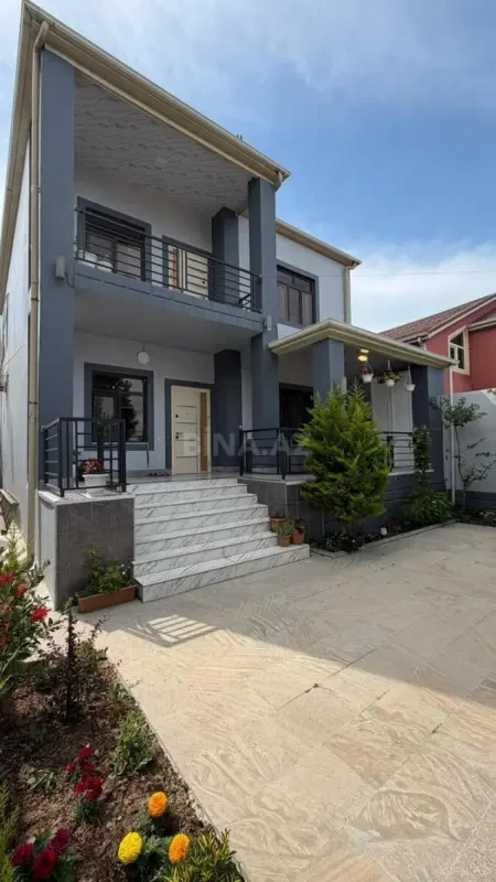 Satılır 4 otaqlı həyət evi 180 m²
