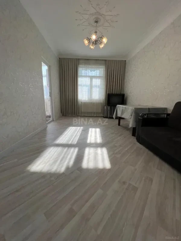Satılır 2 otaqlı mənzil 55 m²
