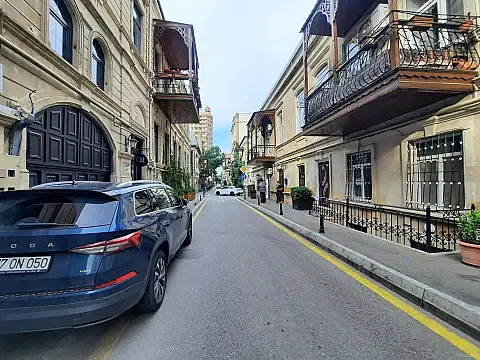 Satılır 3 otaqlı mənzil 83 m² — Bakı, Nizami 3 otaq 83.00 m²