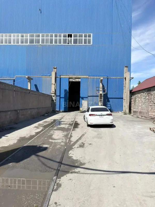 Kirayə verilir obyekt 2900 m²
