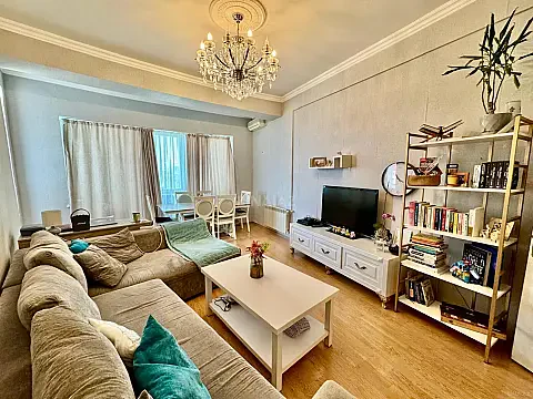 Satılır 2 otaqlı mənzil 90 m² — Bakı, İnşaatçılar 2 otaq 90.00 m²