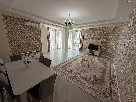 Kirayə verilir 3 otaqlı mənzil 150 m² — Bakı, Nəsimi 3 otaq 150.00 m²