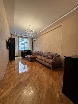 Satılır 3 otaqlı mənzil 98 m² — Bakı, İnşaatçılar 3 otaq 98.00 m²