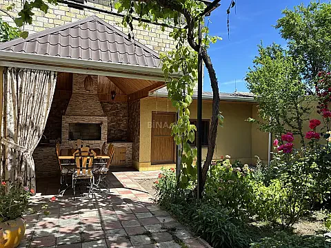 Satılır 3 otaqlı həyət evi 80 m² — Gəncə 3 otaq 80.00 m²