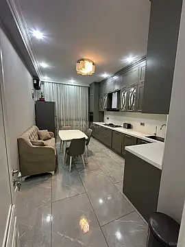 Kirayə verilir 2 otaqlı mənzil 100 m² — Bakı, Memar Əcəmi yanı 2 otaq 100.00 m²