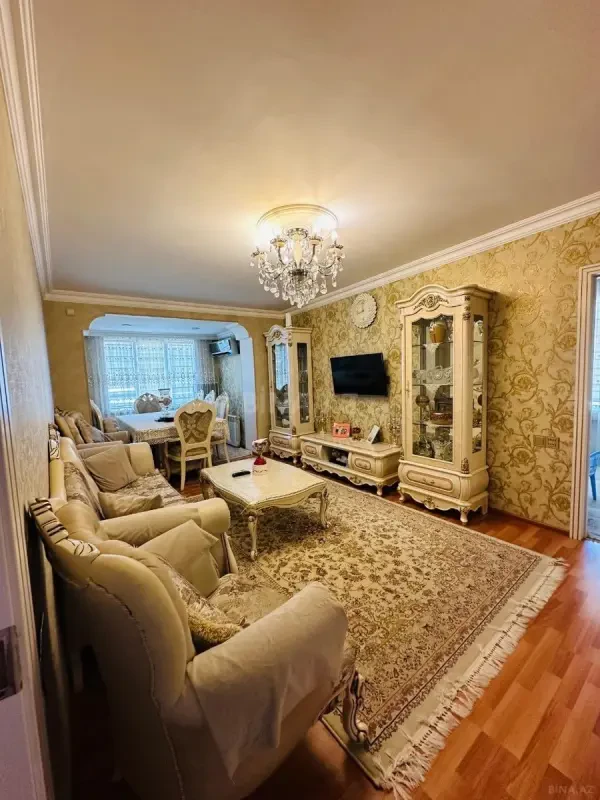 Kirayə verilir 2 otaqlı mənzil 65 m²