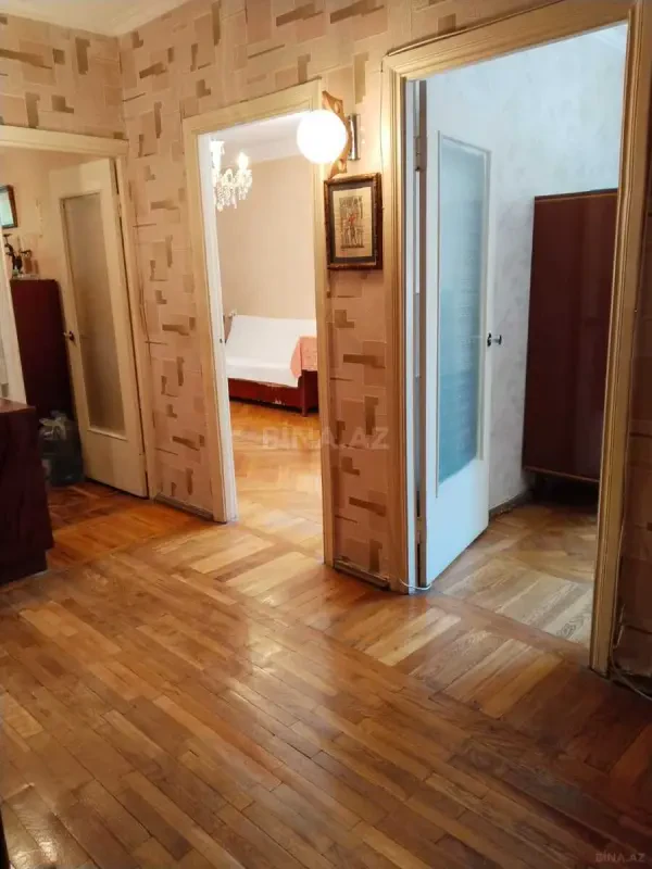 Satılır 3 otaqlı mənzil 55 m²