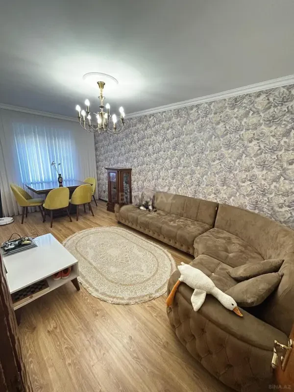 Satılır 2 otaqlı mənzil 62 m²