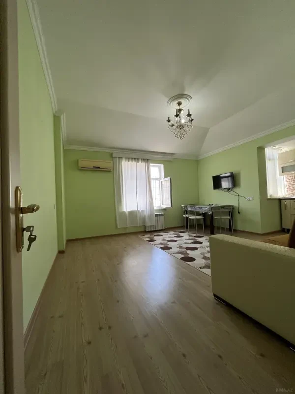 Satılır 2 otaqlı mənzil 57 m²