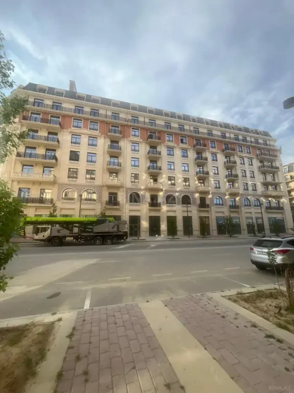 Kirayə verilir obyekt 200 m²
