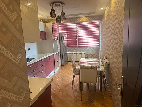 Kirayə verilir 3 otaqlı mənzil 136 m² — Bakı, Nərimanov 3 otaq 136.00 m²