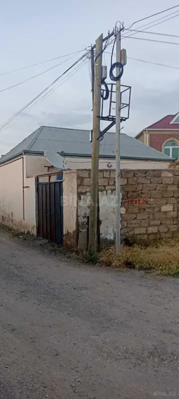 Satılır 3 otaqlı həyət evi 100 m²