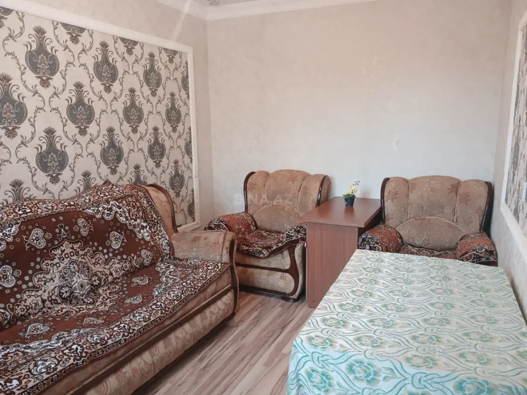 Kirayə verilir 2 otaqlı həyət evi 54 m²