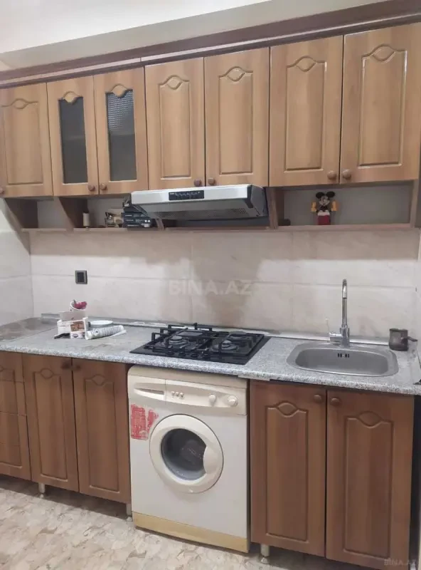 Kirayə verilir 2 otaqlı mənzil 75 m²