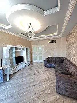 Kirayə verilir 4 otaqlı mənzil 161 m² — Bakı 4 otaq 161.00 m²