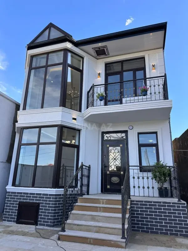 Satılır 4 otaqlı həyət evi 140 m²