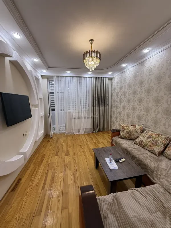Satılır 2 otaqlı mənzil 52 m²