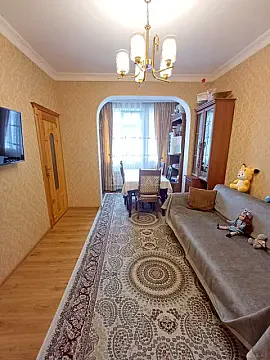 Satılır 3 otaqlı mənzil 70 m² — Bakı, Memar Əcəmi yanı 3 otaq 70.00 m²