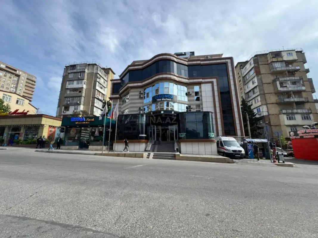 Satılır 2 otaqlı mənzil 65 m²