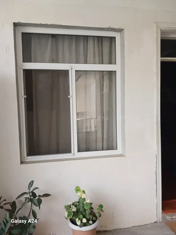Kirayə verilir 1 otaqlı həyət evi 25 m²