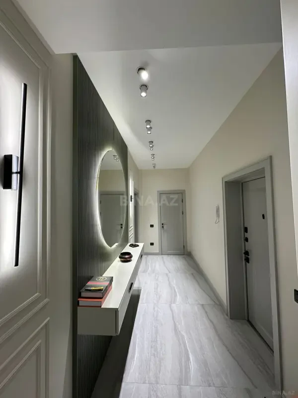 Kirayə verilir 2 otaqlı mənzil 80 m²