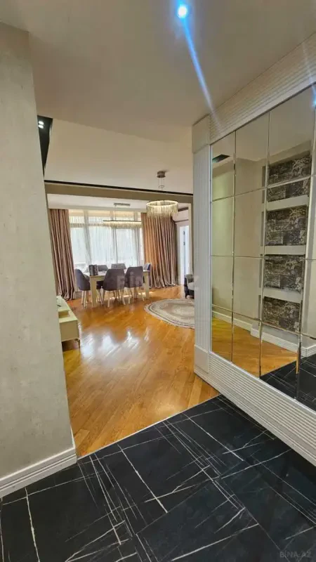 Kirayə verilir 3 otaqlı mənzil 90 m²