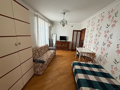 Kirayə verilir 1 otaqlı mənzil 40 m² — Bakı 1 otaq 40.00 m²