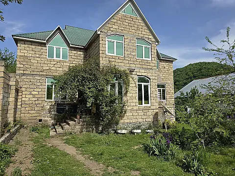 Satılır həyət evi 270 m² — Qəbələ 270.00 m²