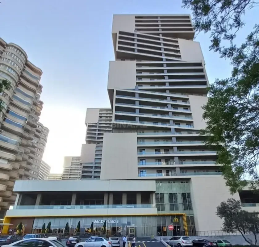 Kirayə verilir 3 otaqlı mənzil 111 m²