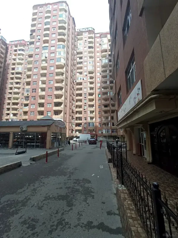 Satılır 3 otaqlı mənzil 66 m²