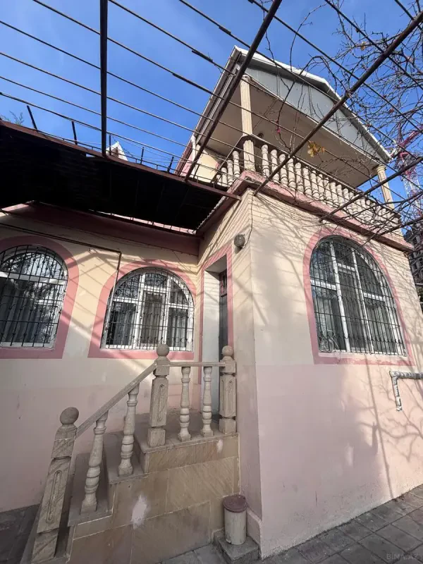 Kirayə verilir 5 otaqlı həyət evi 170 m²