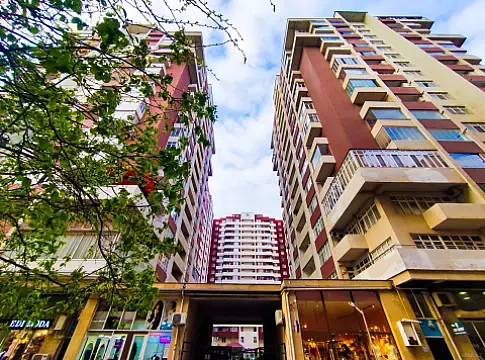 Kirayə verilir 2 otaqlı mənzil 90 m² — Bakı 2 otaq 90.00 m²