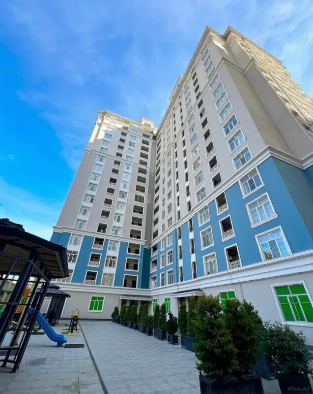 Kirayə verilir 2 otaqlı mənzil 77 m²