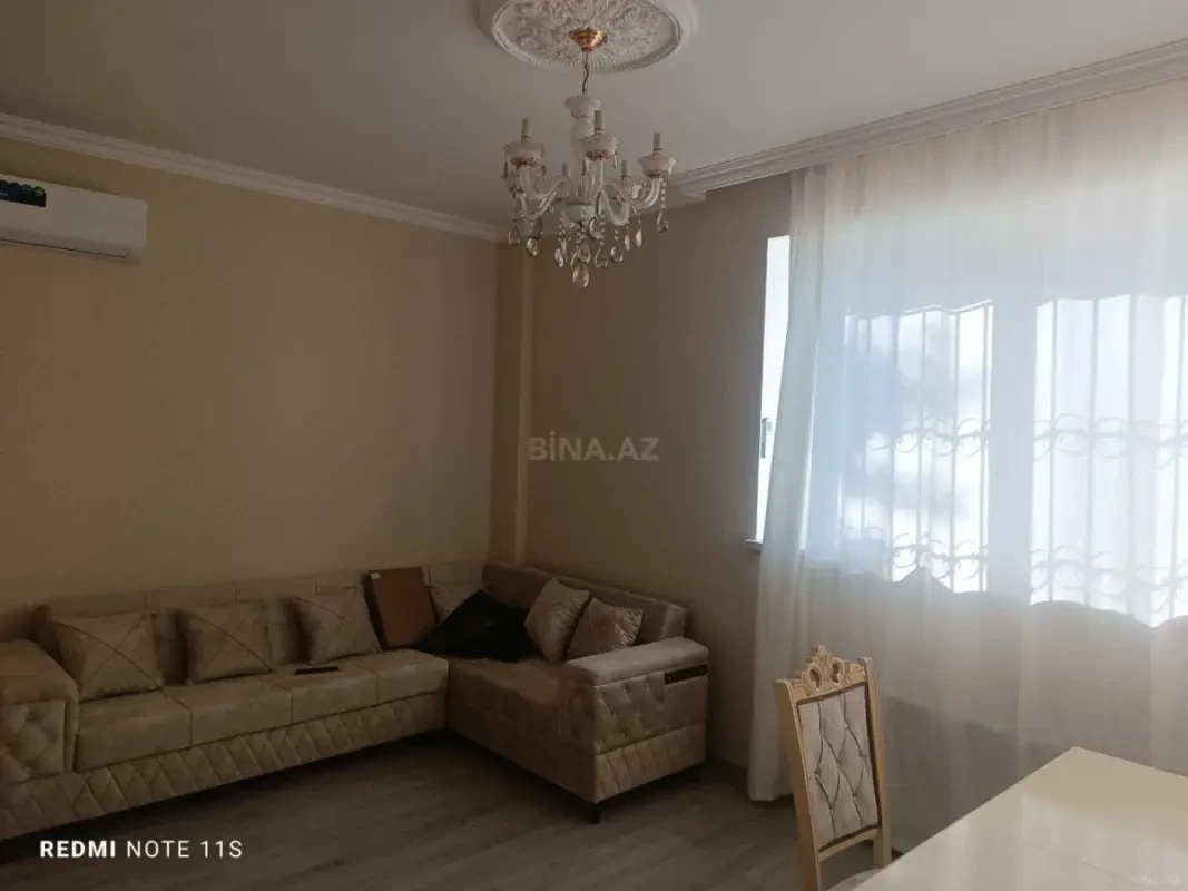 Kirayə verilir 2 otaqlı mənzil 77 m²