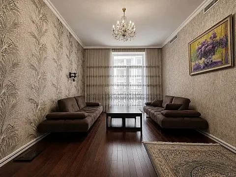 Satılır 3 otaqlı mənzil 97 m² — Bakı 3 otaq 97.00 m²