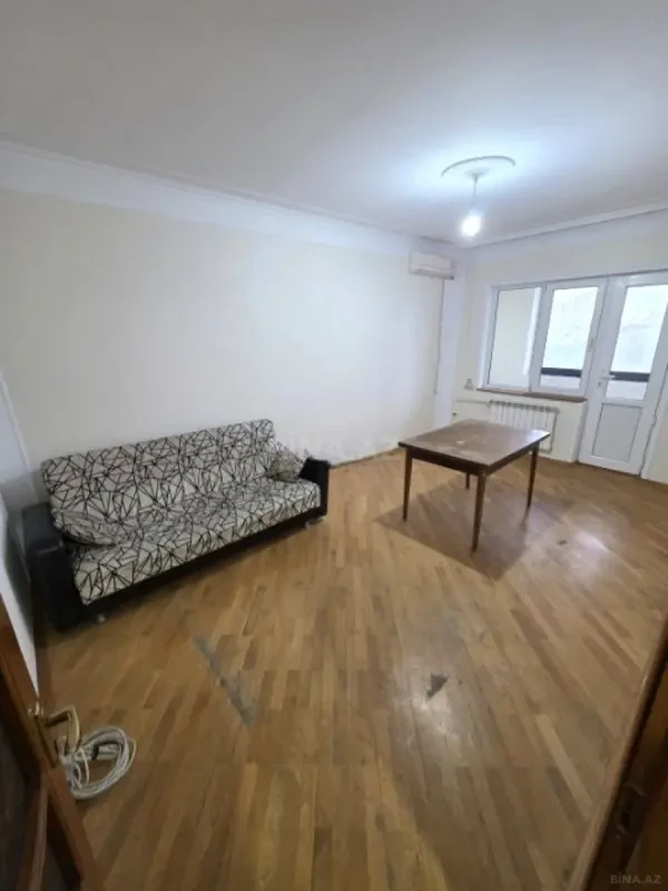 Satılır 3 otaqlı mənzil 70 m²
