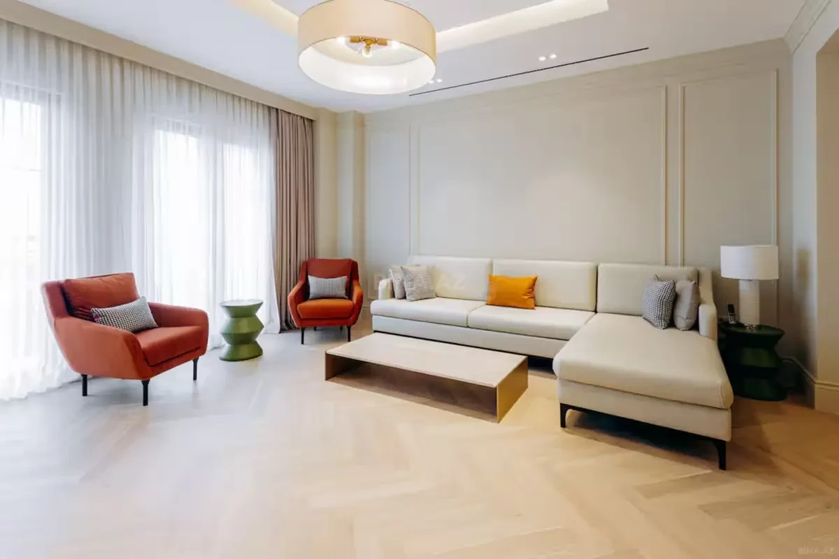 Kirayə verilir 2 otaqlı mənzil 98 m²