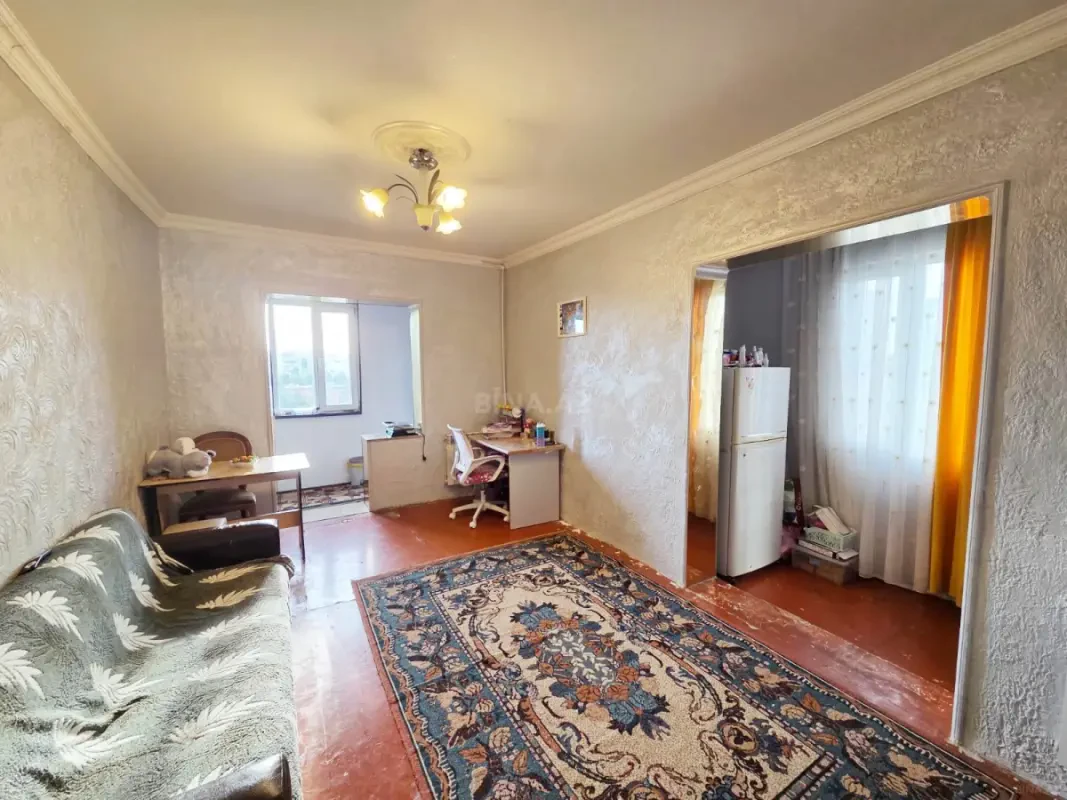 Satılır 2 otaqlı mənzil 47 m²
