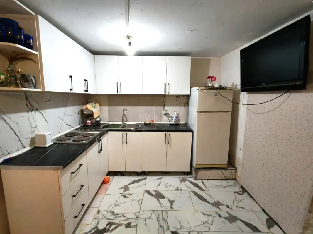 Kirayə verilir 1 otaqlı mənzil 40 m²