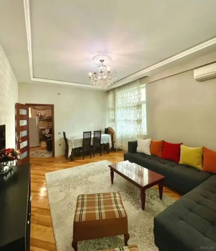 Satılır 2 otaqlı mənzil 57 m²