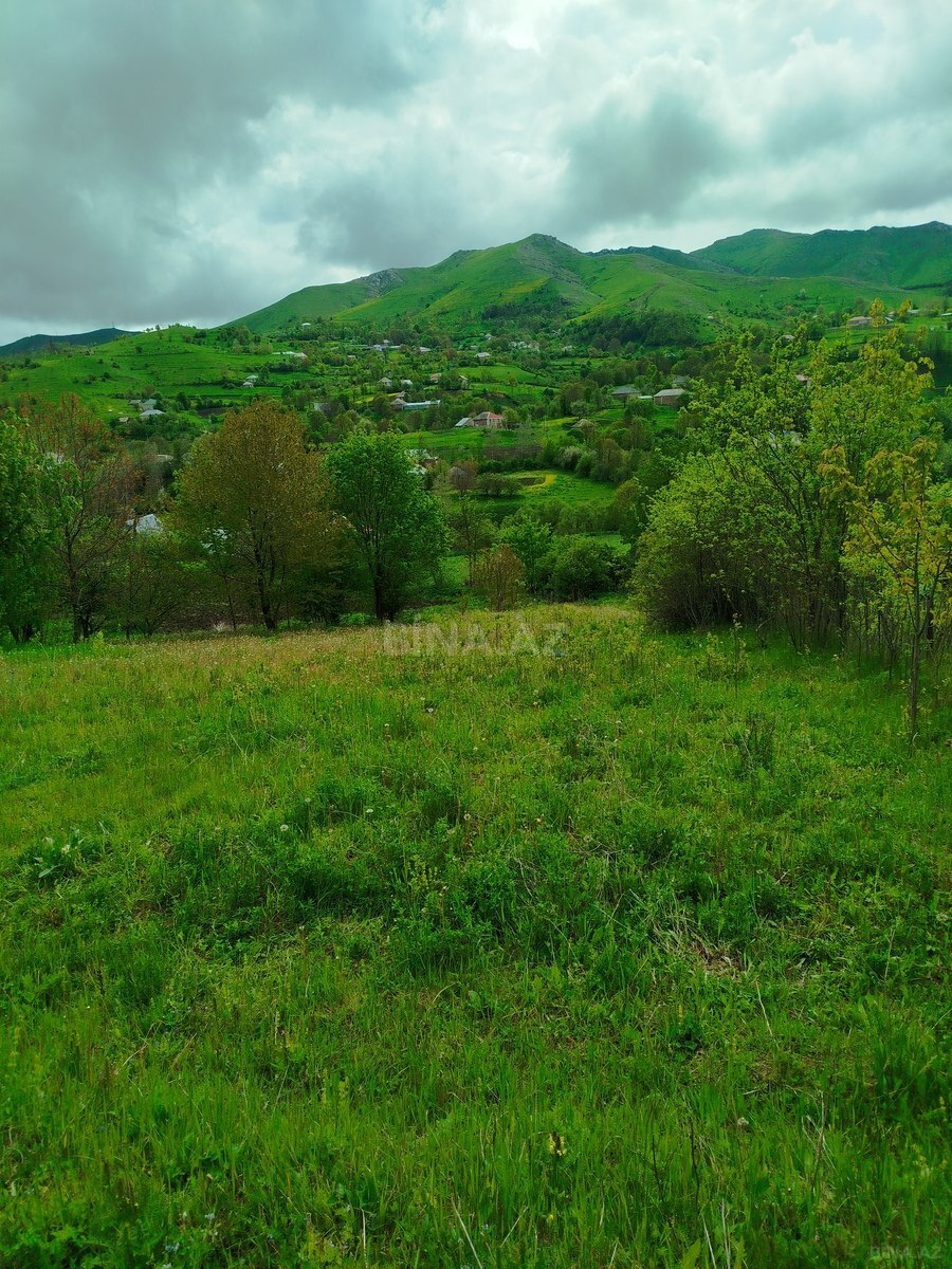 Satılır torpaq sahəsi 10 m²